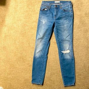 Like new - Madewell 9” High Rise skinny jeans